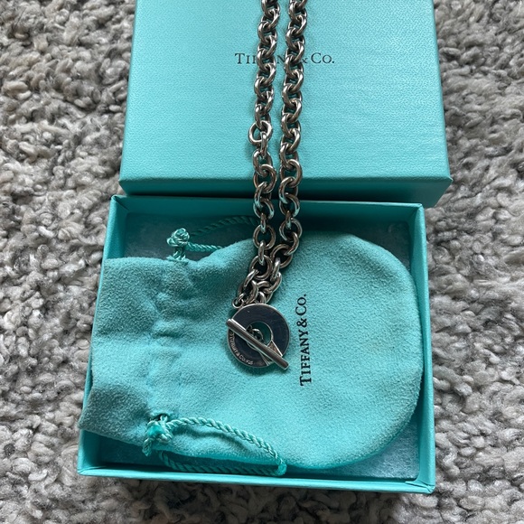 Authentic Tiffany’s toggle necklace - Picture 4 of 5